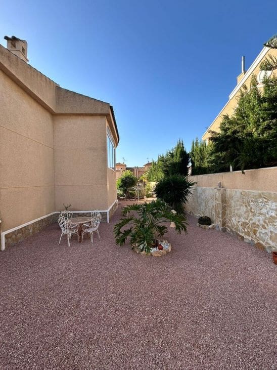 3 soverom Villa til salgs i Torrevieja med svømmebasseng - € 650 000 (Ref: 9913320)
