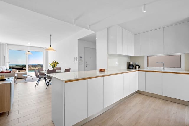 3 soverom Villa til salgs i San Miguel de Salinas med svømmebasseng garasje - € 485 000 (Ref: 9916015)