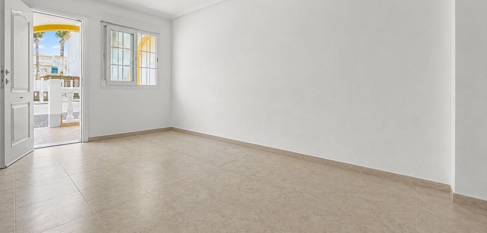 2 makuuhuone Rivitalo myytävänä paikassa Playa Flamenca mukana 
autotalli - 205 000 € (Ref: 9916033)