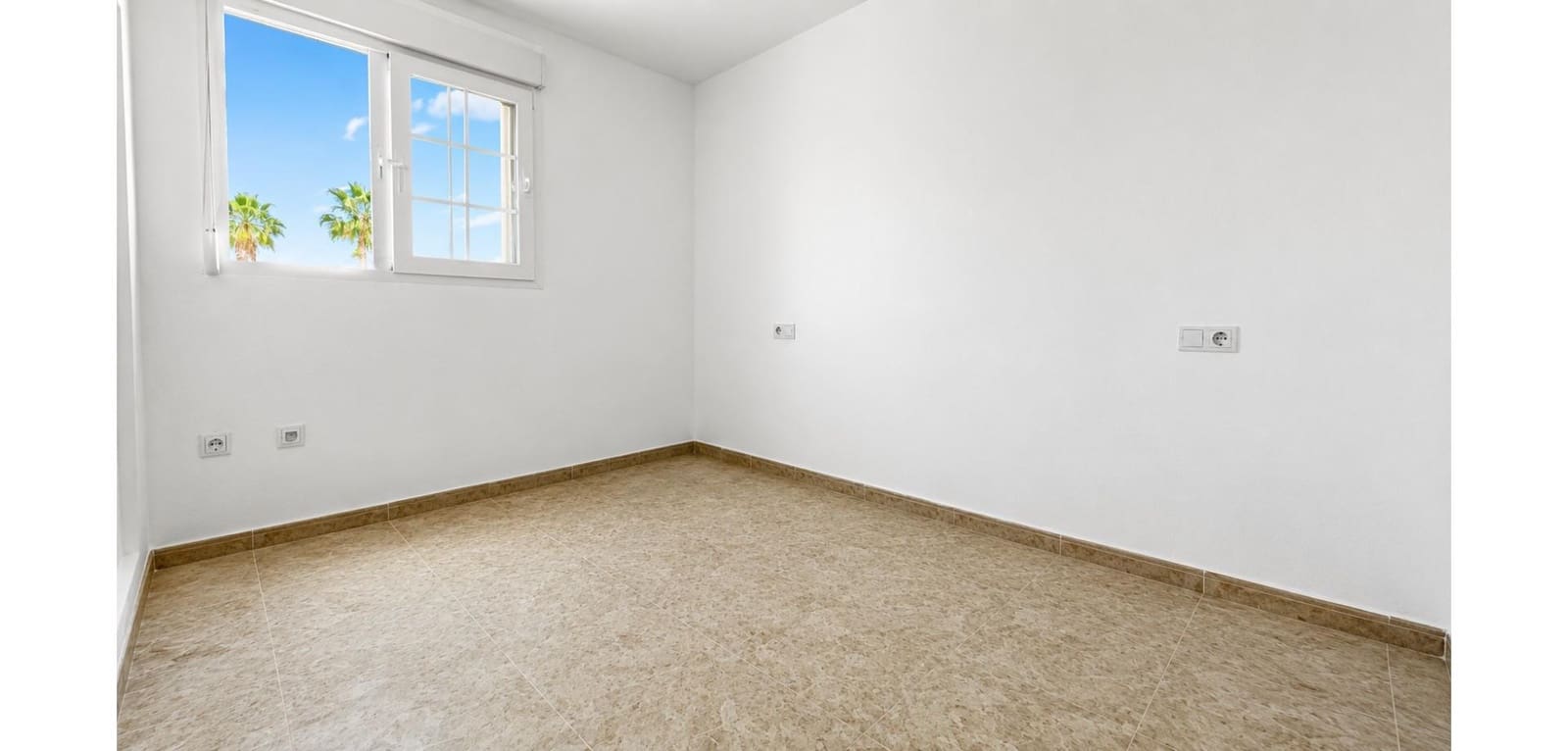 2 makuuhuone Rivitalo myytävänä paikassa Playa Flamenca mukana 
autotalli - 205 000 € (Ref: 9916033)