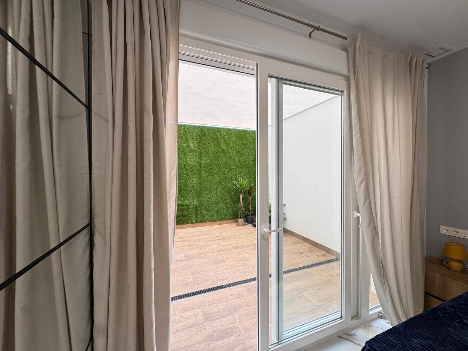2 slaapkamer Appartement te koop in Torrevieja - € 199.900 (Ref: 9916988)