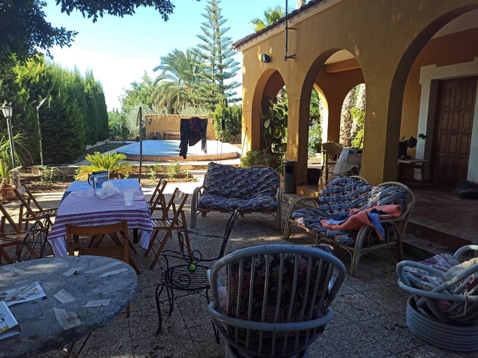 Finca/Country House for sale in Orihuela with pool - € 149,000 (Ref: 9916991)