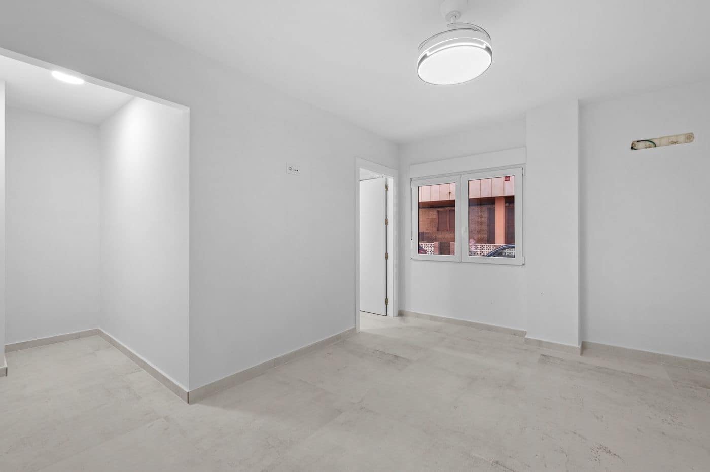 Apartamento de 3 habitaciones en Torrevieja en venta - 275.000 € (Ref: 9918096)