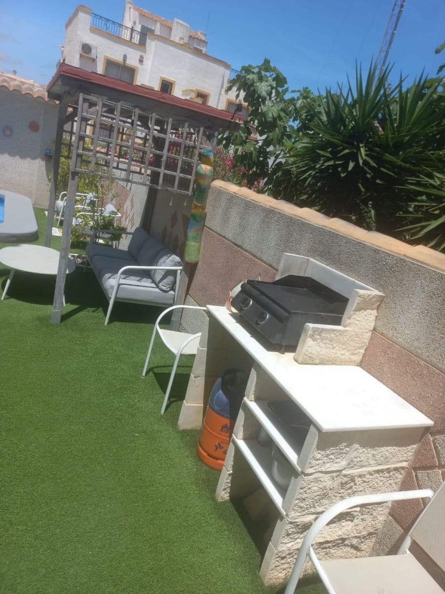 Adosado de 3 habitaciones en La Florida en venta con piscina - 255.900 € (Ref: 9924736)