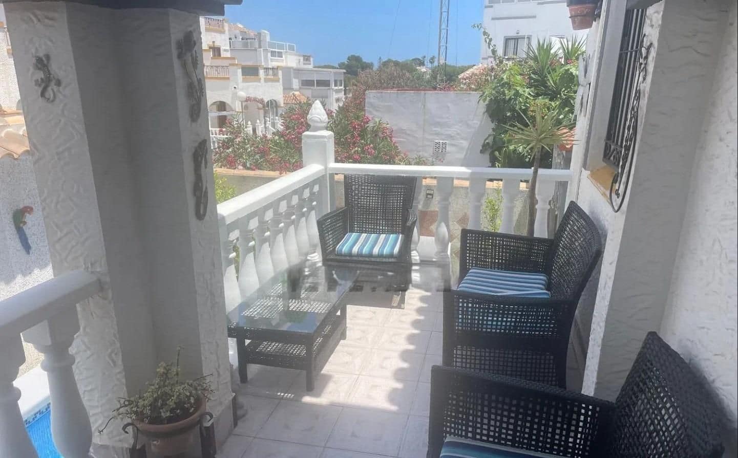 Adosado de 3 habitaciones en La Florida en venta con piscina - 255.900 € (Ref: 9924736)