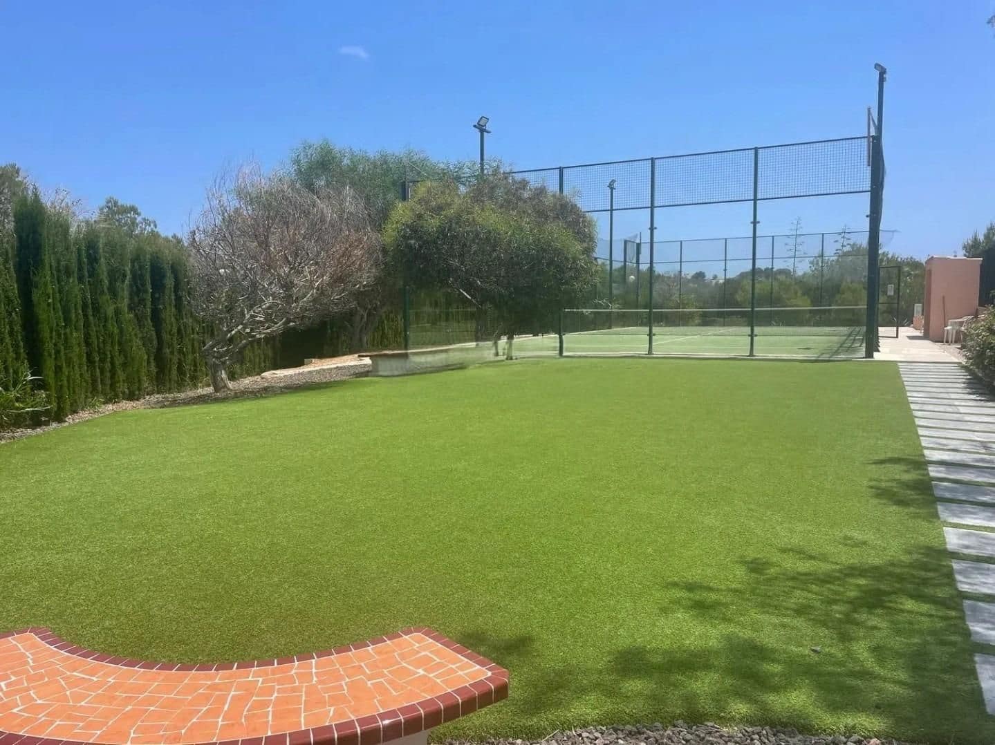Adosado de 3 habitaciones en La Florida en venta con piscina - 255.900 € (Ref: 9924736)