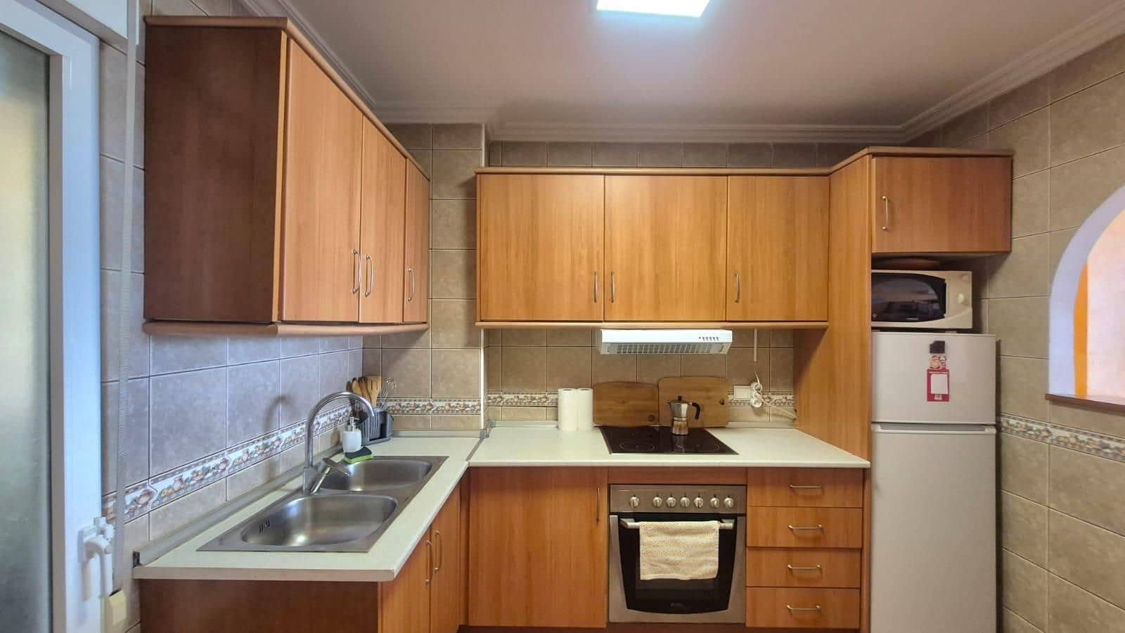 2 soveværelse Lejlighed til salg i Torrevieja med swimmingpool - € 149.500 (Ref: 9927604)