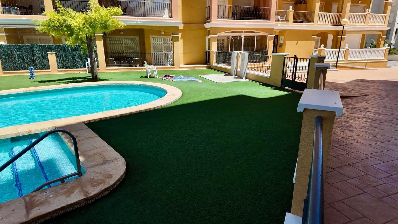 2 camera da letto Attico in vendita in Torrevieja con piscina - 199.000 € (Rif: 9927605)