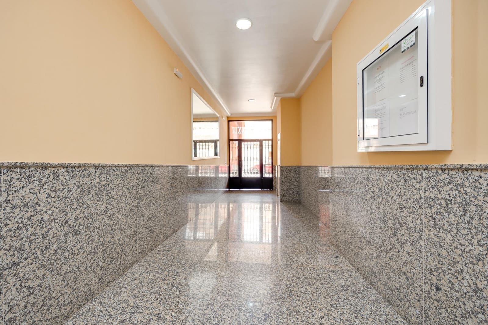 1 chambre Penthouse à vendre à Torrevieja - 140 000 € (Ref: 9927606)