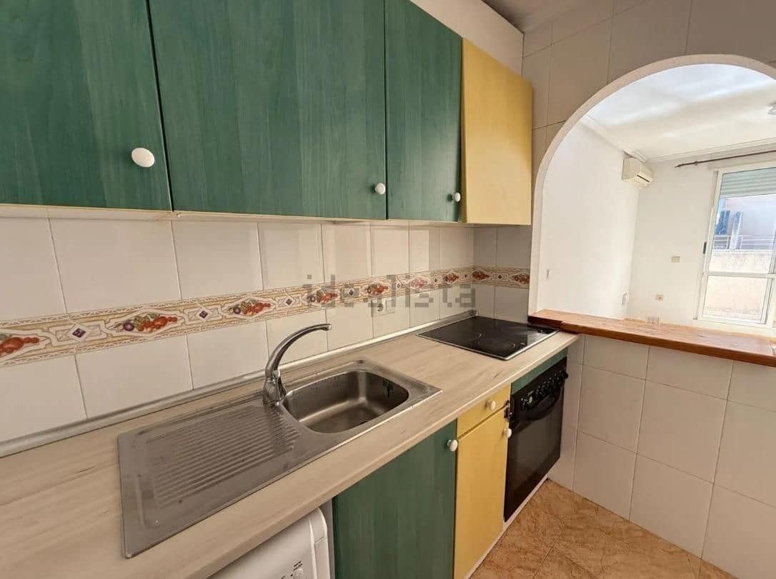 2 sovrum Takvåning till salu i Torrevieja med pool - 136 500 € (Ref: 9927609)