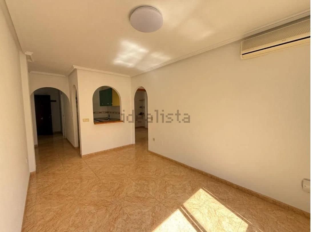 2 sovrum Takvåning till salu i Torrevieja med pool - 136 500 € (Ref: 9927609)
