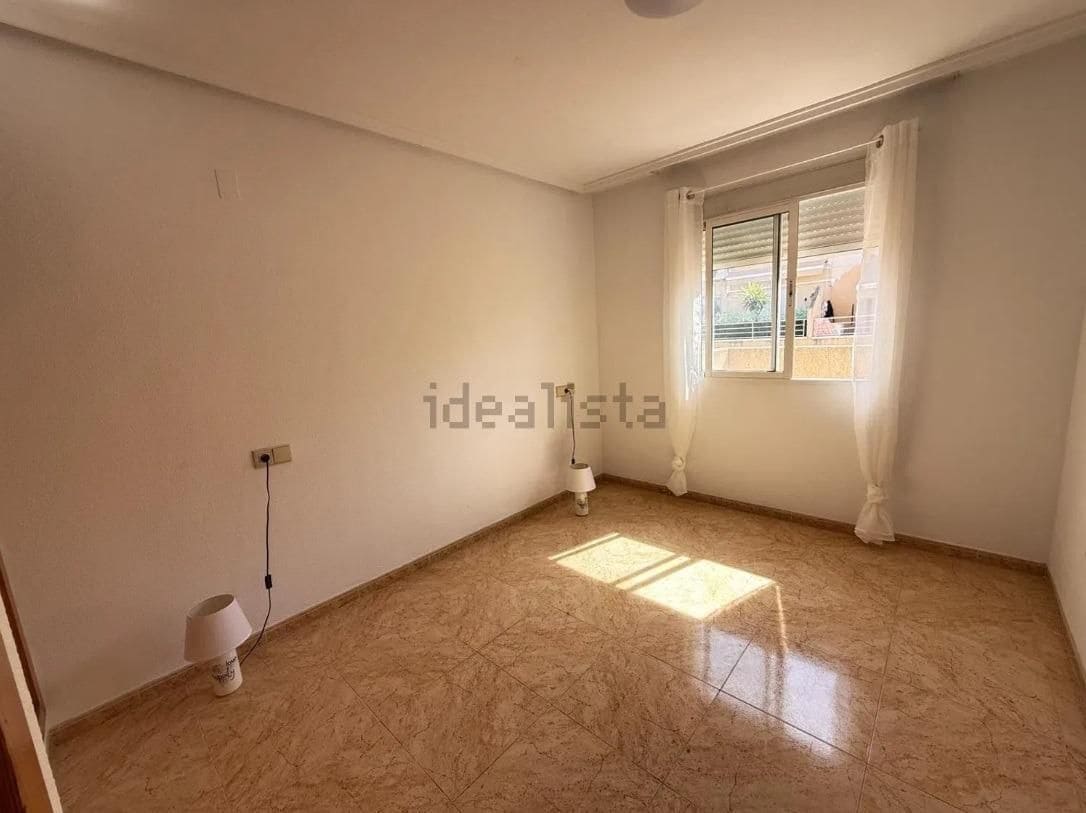2 sovrum Takvåning till salu i Torrevieja med pool - 136 500 € (Ref: 9927609)