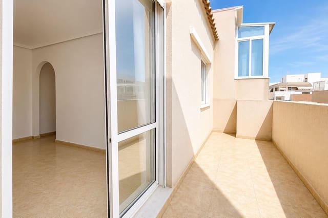 2 quarto Penthouse para venda em Centro, Torrevieja com piscina - 136 500 € (Ref: 9927609)