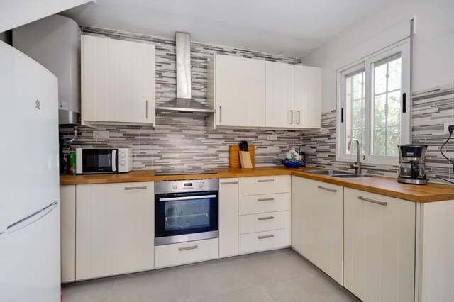 2 sypialnia Bungalow na sprzedaż w El Chaparral, Torrevieja z basenem - 135 000 € (Ref: 9927610)
