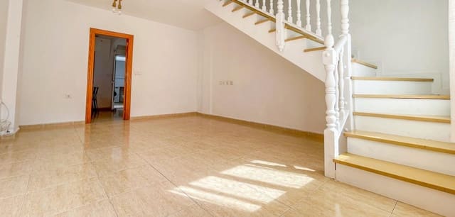 Adosado de 4 habitaciones en Santiago de la Ribera, San Javier en venta con piscina garaje - 195.000 € (Ref: 9930851)