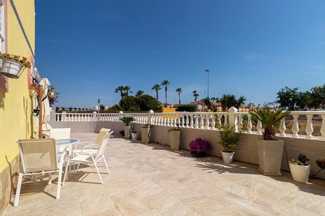 2 soverom Hus til salgs i Orihuela Costa, Orihuela med svømmebasseng - € 229 000 (Ref: 9930870)