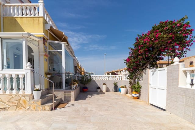 2 soverom Hus til salgs i Orihuela Costa, Orihuela med svømmebasseng - € 229 000 (Ref: 9930870)