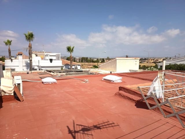 Bungalow de 1 habitación en El Chaparral - La Siesta - La Torreta, Torrevieja en venta - 118.000 € (Ref: 9931577)