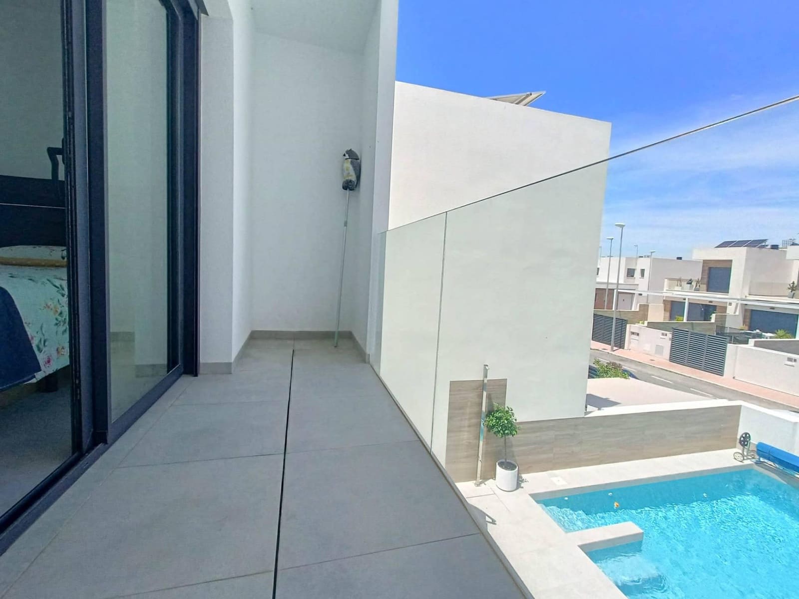 Chalet de 5 habitaciones en Formentera del Segura en venta - 450.000 € (Ref: 9938346)
