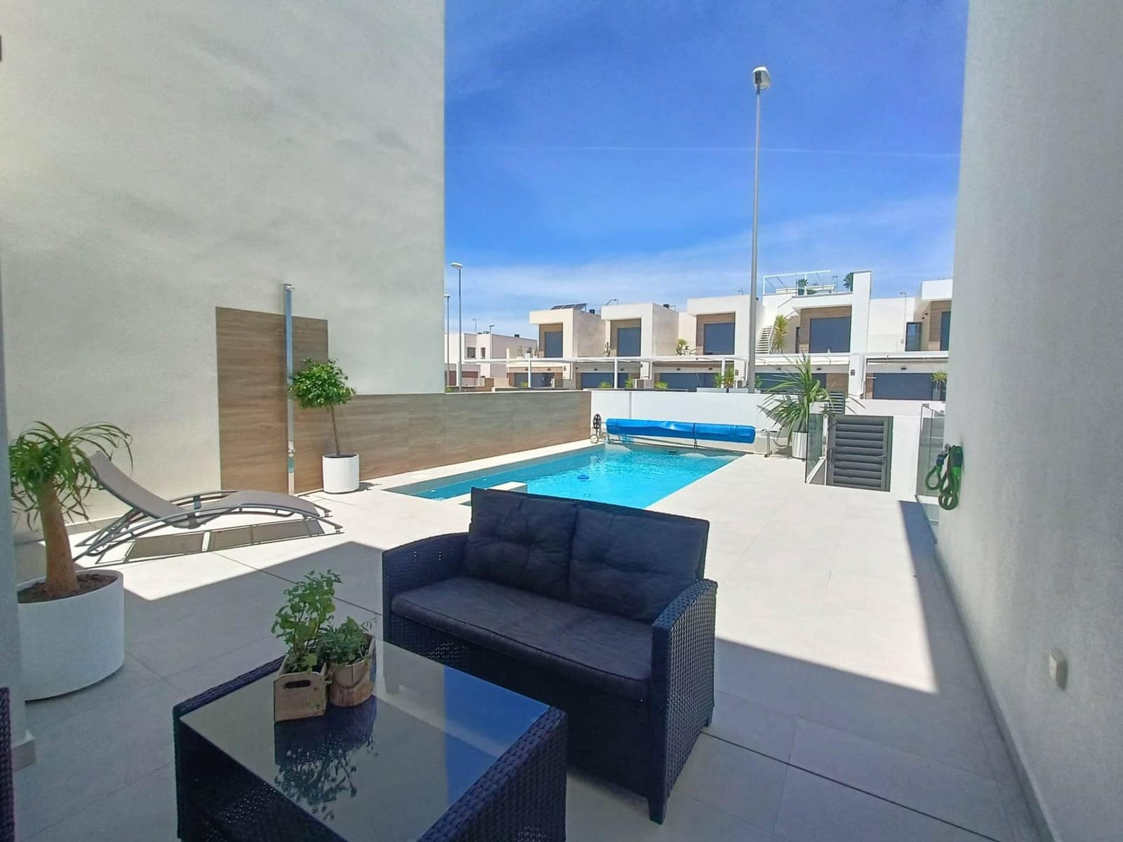 Chalet de 5 habitaciones en Formentera del Segura en venta - 450.000 € (Ref: 9938346)
