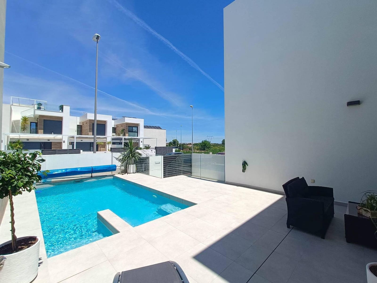 Chalet de 5 habitaciones en Formentera del Segura en venta - 450.000 € (Ref: 9938346)