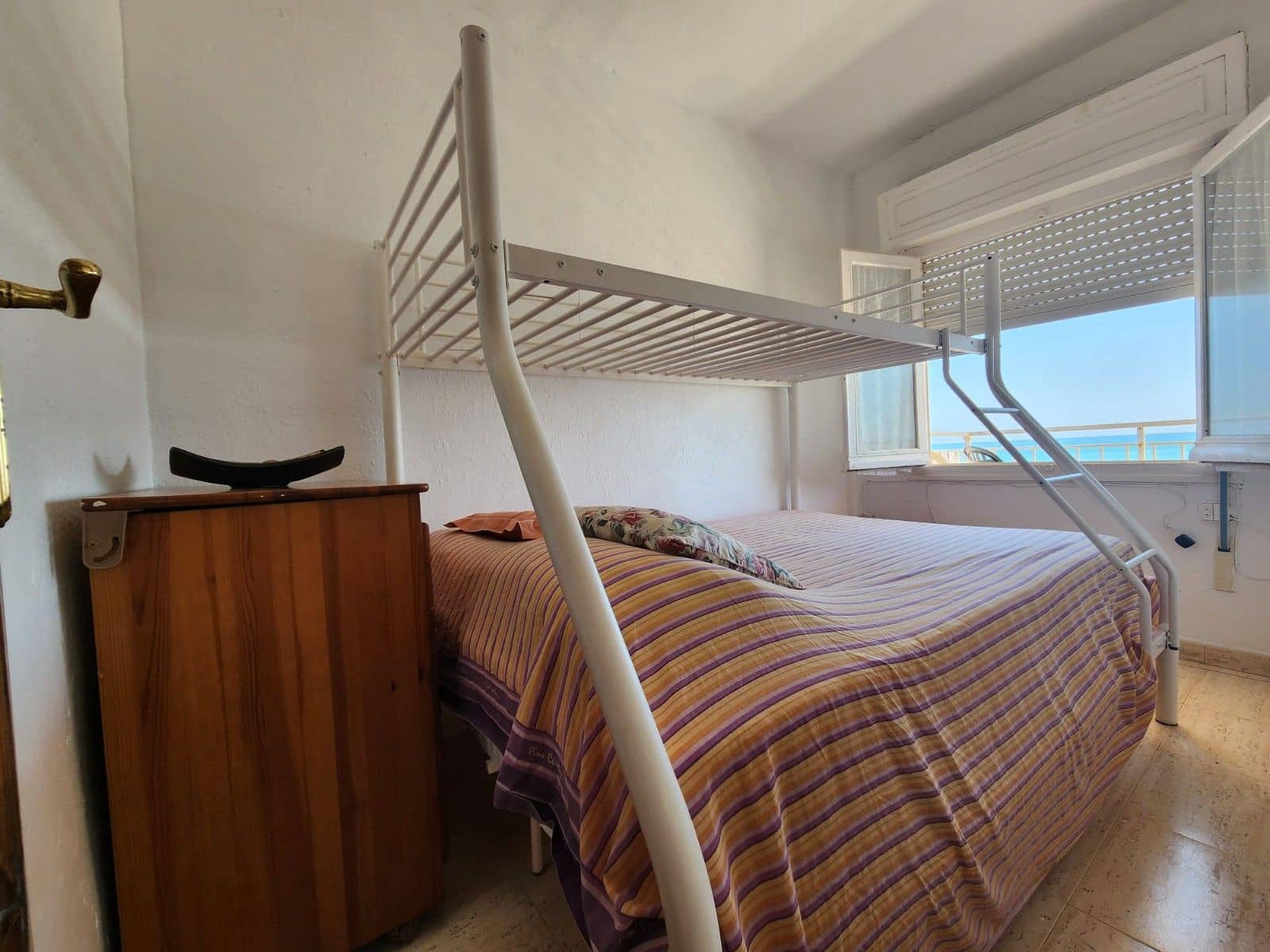 Apartamento de 2 habitaciones en Torrevieja en venta - 199.000 € (Ref: 9938351)