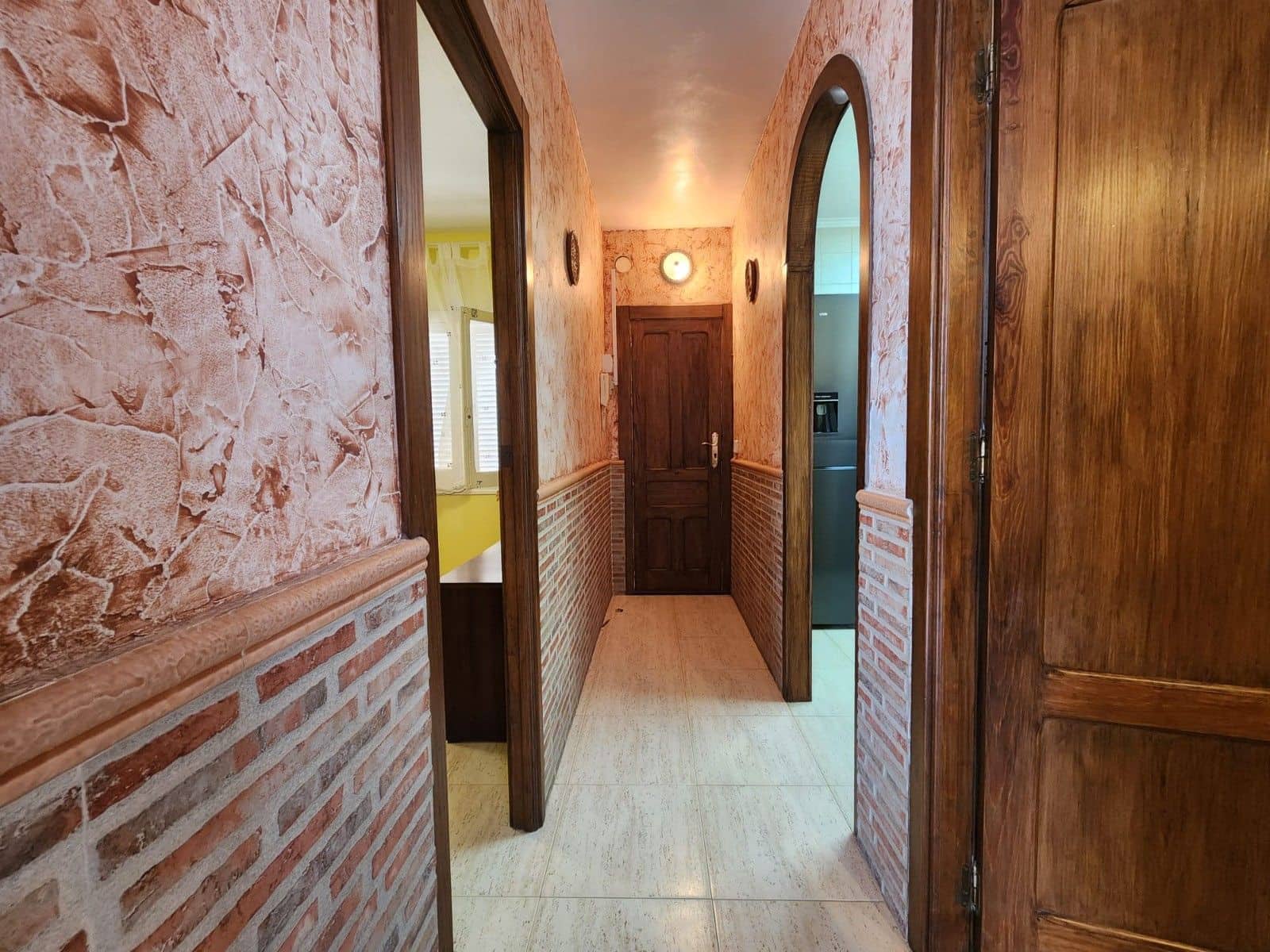 Apartamento de 2 habitaciones en Torrevieja en venta - 199.000 € (Ref: 9938351)