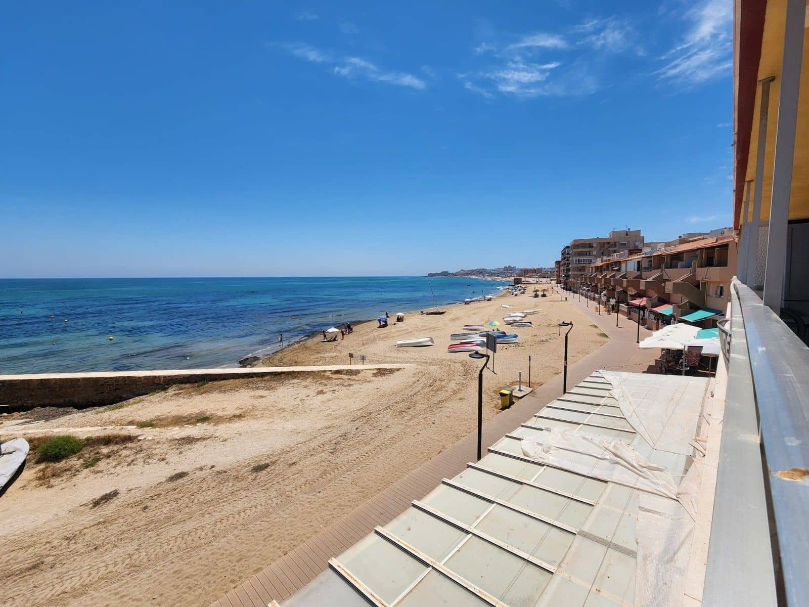 Apartamento de 2 habitaciones en Torrevieja en venta - 199.000 € (Ref: 9938351)