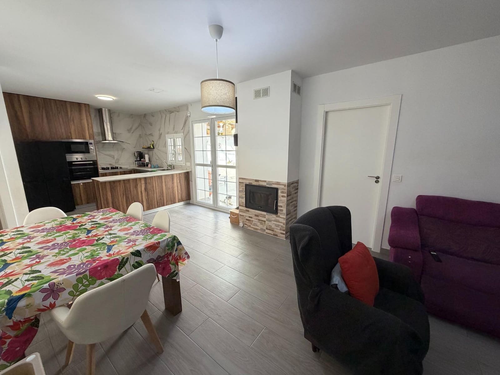 4 Zimmer Haus zu verkaufen in Pilar de la Horadada mit Garage - 330.000 € (Ref: 9938358)