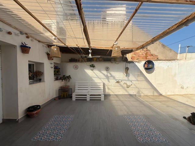 4 Zimmer Haus zu verkaufen in Pilar de la Horadada mit Garage - 330.000 € (Ref: 9938358)