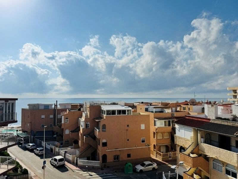 2 sovrum Lägenhet till salu i Torrevieja - 139 000 € (Ref: 9940121)