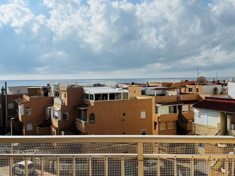 2 sovrum Lägenhet till salu i Torrevieja - 139 000 € (Ref: 9940121)