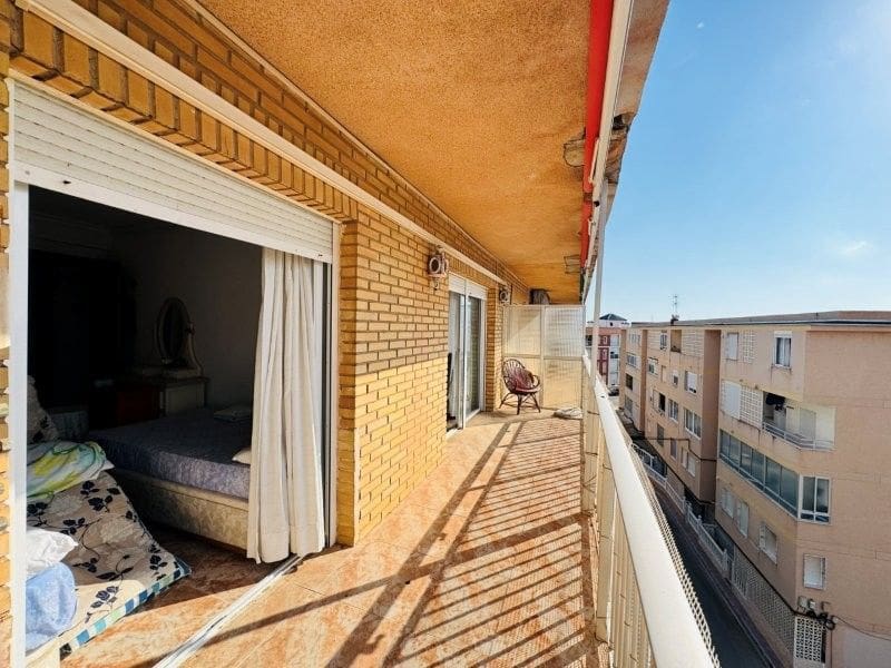2 sovrum Lägenhet till salu i Torrevieja - 139 000 € (Ref: 9940121)