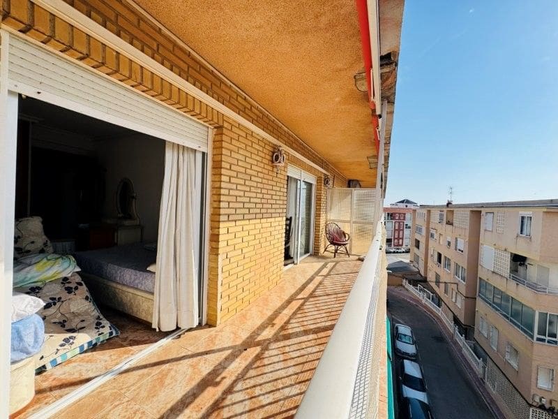 2 sovrum Lägenhet till salu i Torrevieja - 139 000 € (Ref: 9940121)