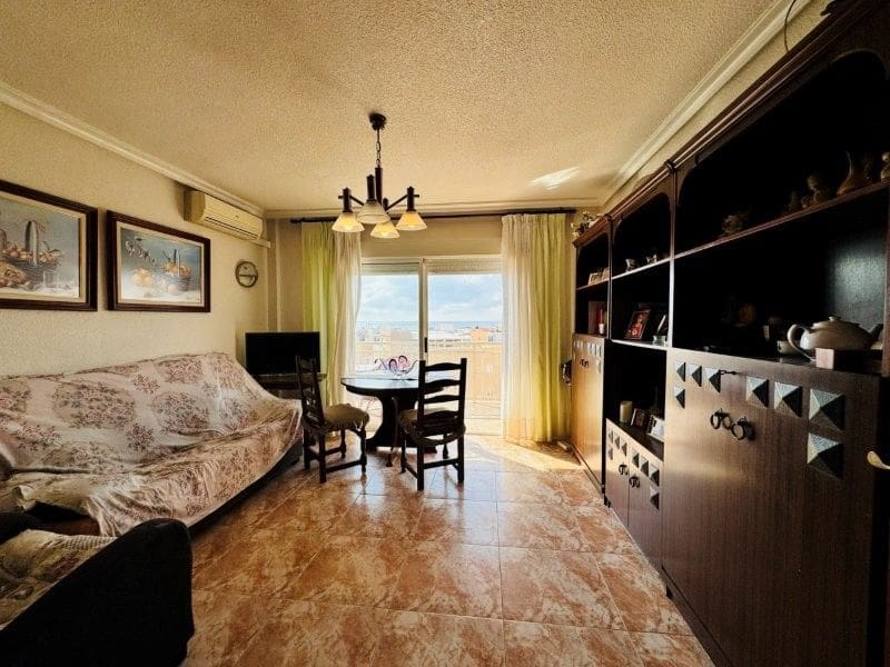 2 sovrum Lägenhet till salu i Torrevieja - 139 000 € (Ref: 9940121)