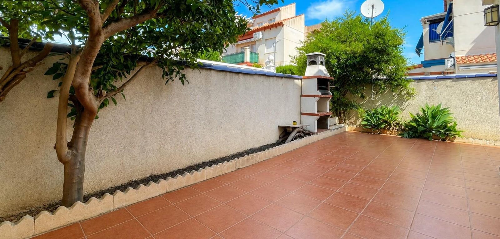 2 soveværelse Bungalow til salg i Playa Flamenca med swimmingpool garage - € 164.900 (Ref: 9942673)