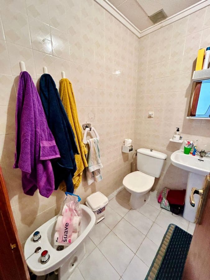 2 slaapkamer Huis te koop in Torrevieja - € 114.000 (Ref: 9943694)