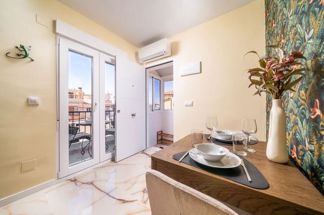 1 sypialnia Apartament na sprzedaż w Centro, Torrevieja z basenem - 164 000 € (Ref: 9949952)