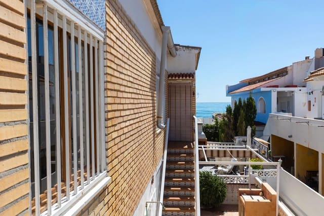 3 quarto Bungalow para venda em Los Europeos, Torrevieja - 190 000 € (Ref: 9949955)