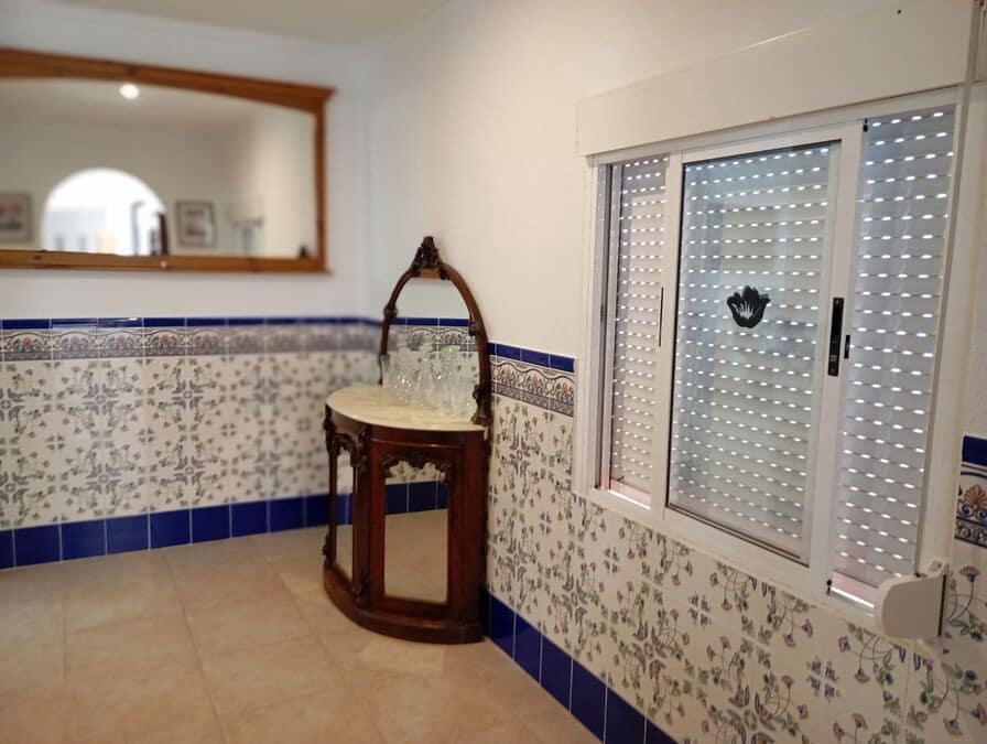 4 bedroom Finca/Country House for sale in Almoradi - € 395,000 (Ref: 9949957)