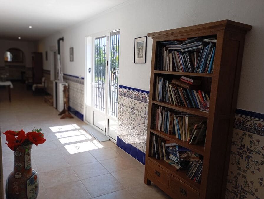 4 bedroom Finca/Country House for sale in Almoradi - € 395,000 (Ref: 9949957)