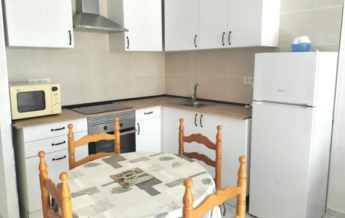 2 bedroom Bungalow for sale in Torrevieja - € 125,000 (Ref: 9949958)