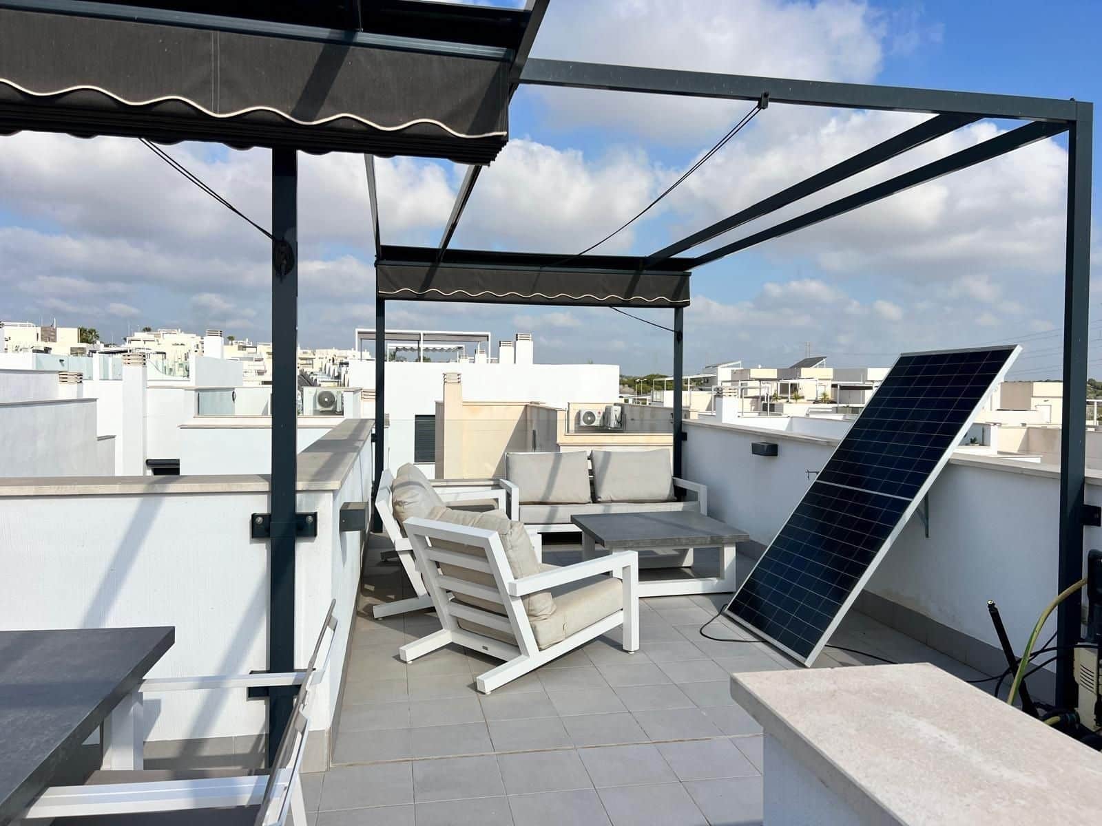 3 slaapkamer Villa te koop in Orihuela Costa - € 395.000 (Ref: 9952771)