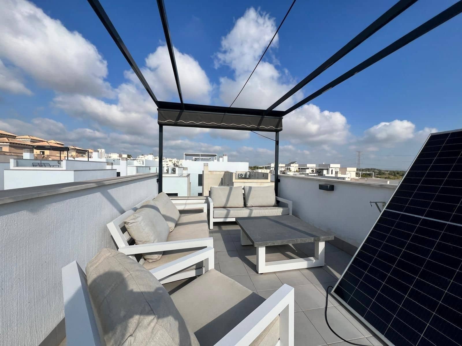 3 slaapkamer Villa te koop in Orihuela Costa - € 395.000 (Ref: 9952771)