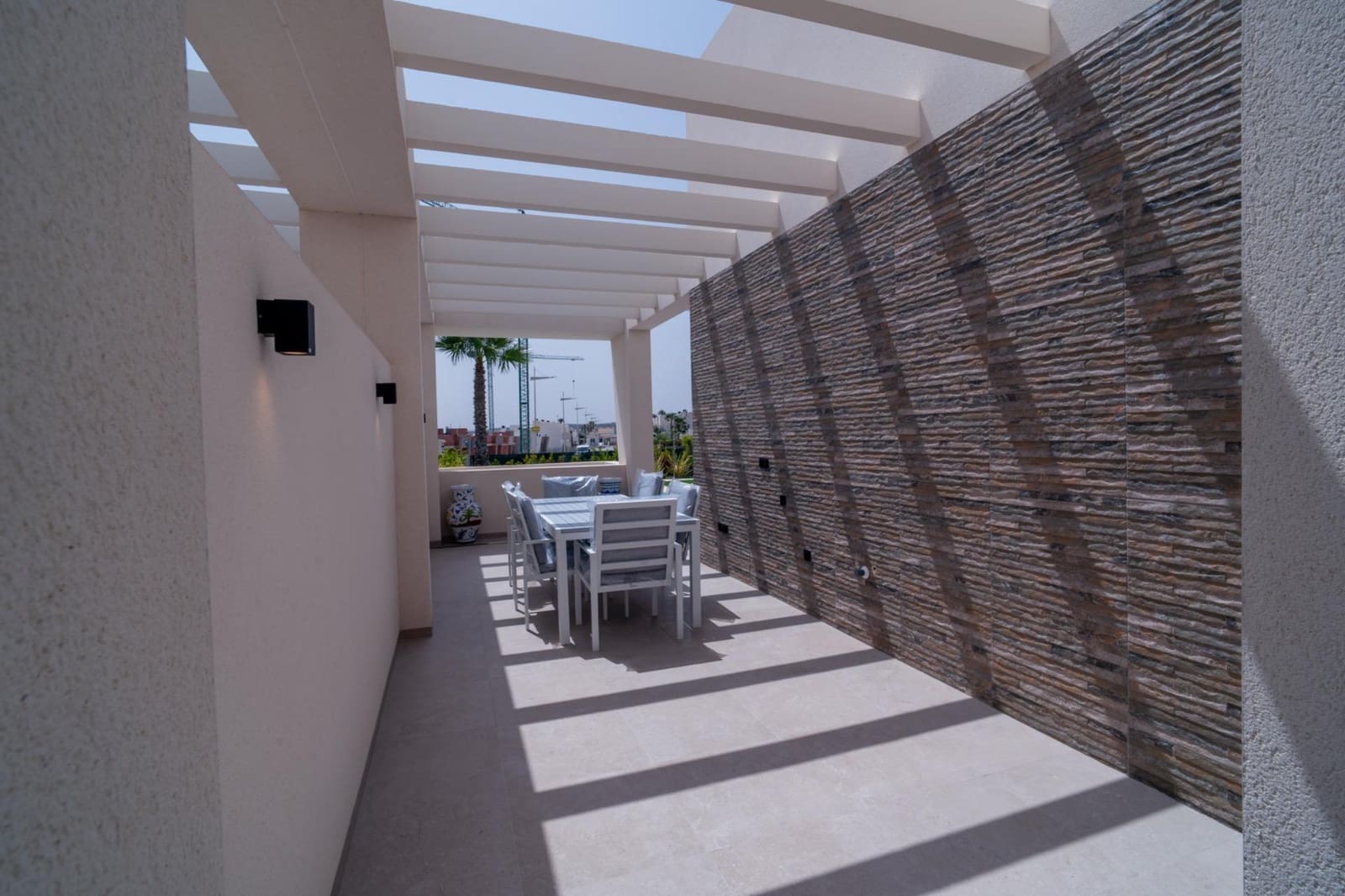 3 soveværelse Villa til salg i Algorfa med swimmingpool - € 780.000 (Ref: 9955150)