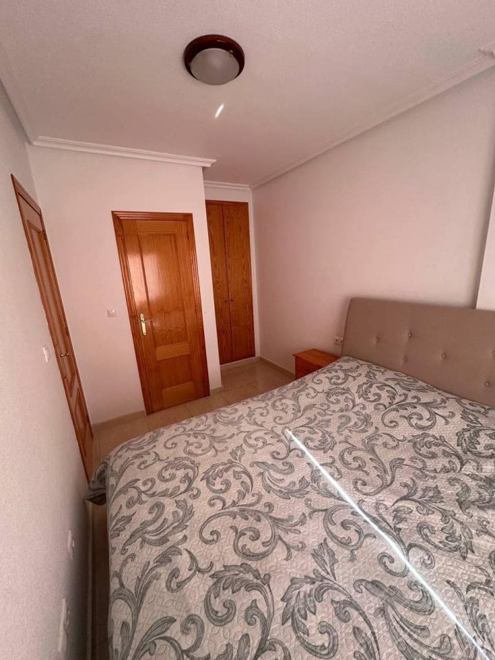 2 chambre Appartement à vendre à Torrevieja - 126 000 € (Ref: 9955160)