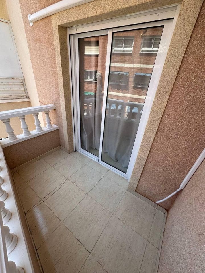 2 chambre Appartement à vendre à Torrevieja - 126 000 € (Ref: 9955160)