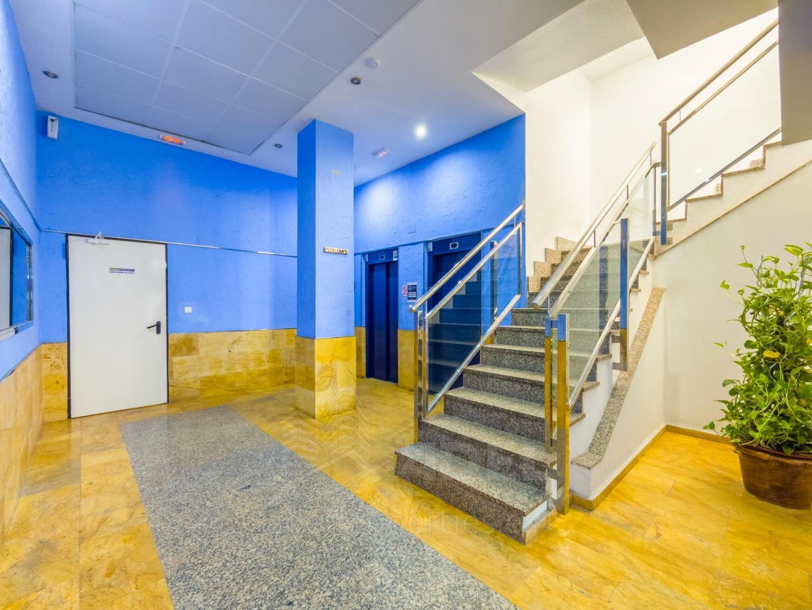 2 soverom Leilighet til salgs i Torrevieja med svømmebasseng - € 195 000 (Ref: 9955169)