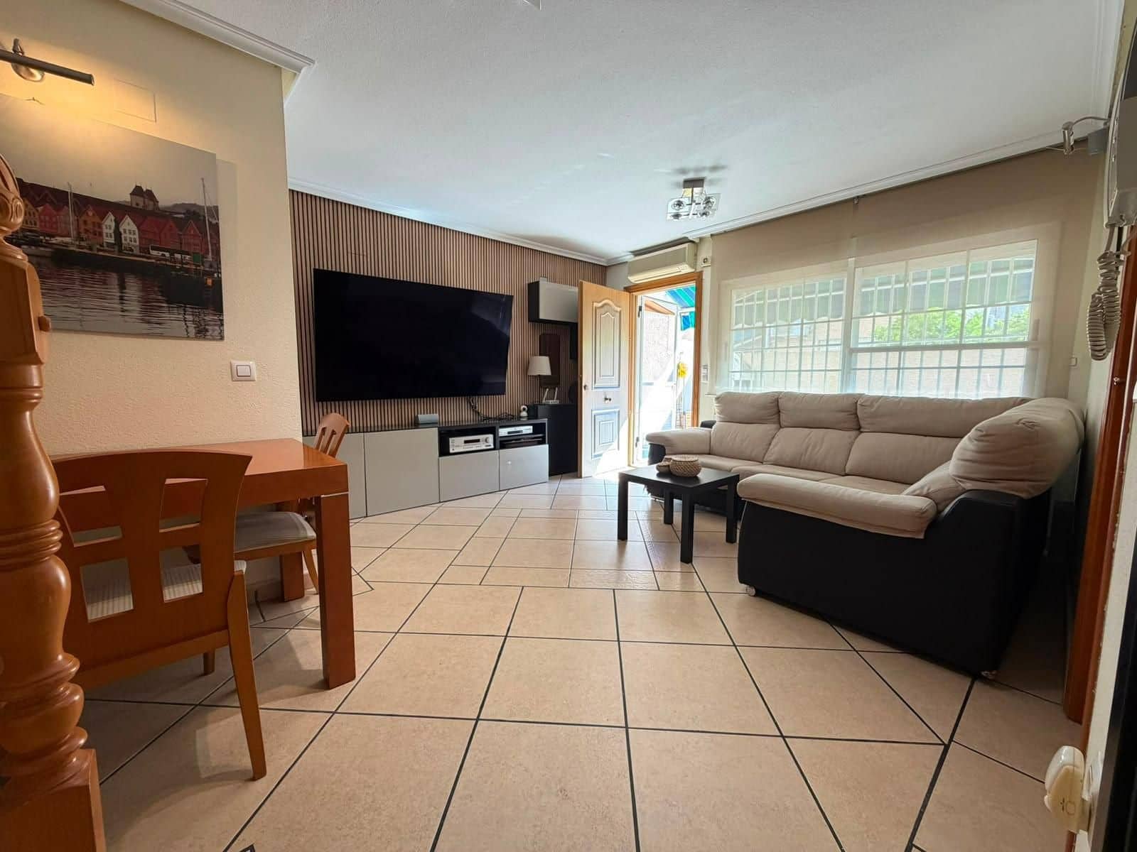3 sypialnia Mieszkanie na sprzedaż w Torrevieja z basenem - 254 600 € (Ref: 9955957)