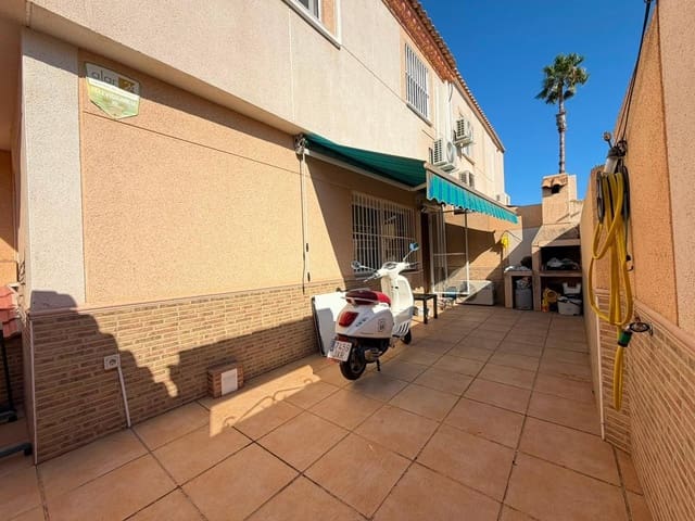 3 sypialnia Mieszkanie na sprzedaż w Torrevieja z basenem - 254 600 € (Ref: 9955957)